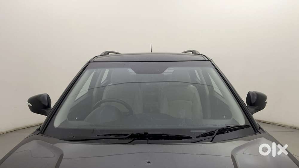 Mahindra Xuv300 W8 Option, 2022, Petrol