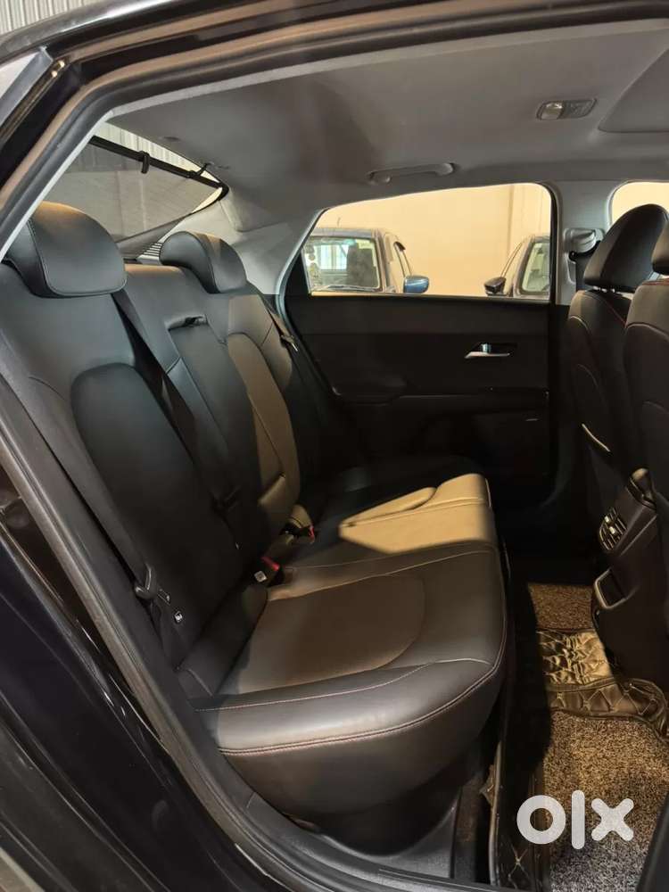 Hyundai Verna Sx (o) 1.5 Turbo Petrol Dct, 2023, Petrol