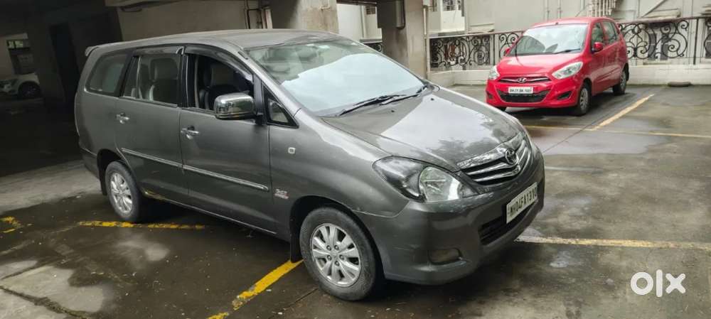 Toyota Innova 2.5 Vx 7 Seater Bs Iv, 2011, Diesel
