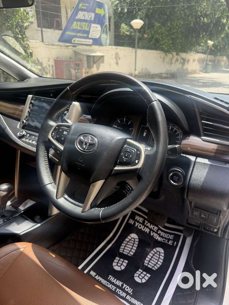 Toyota Innova Crysta [2020-ongoing] 2.4 Zx At 7 Str, 2022, Diesel