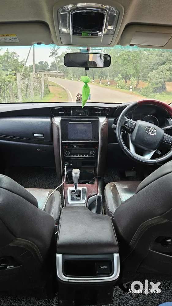 Toyota Fortuner 2017 Diesel Well Maintained All New Tyre Yokohama
