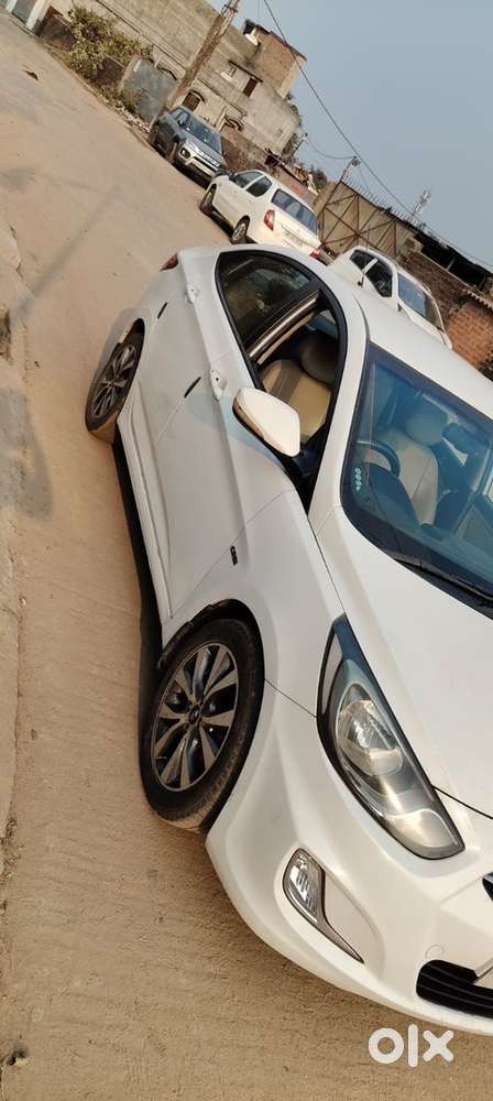 Hyundai Fluidic Verna 2014 Diesel Well Maintained