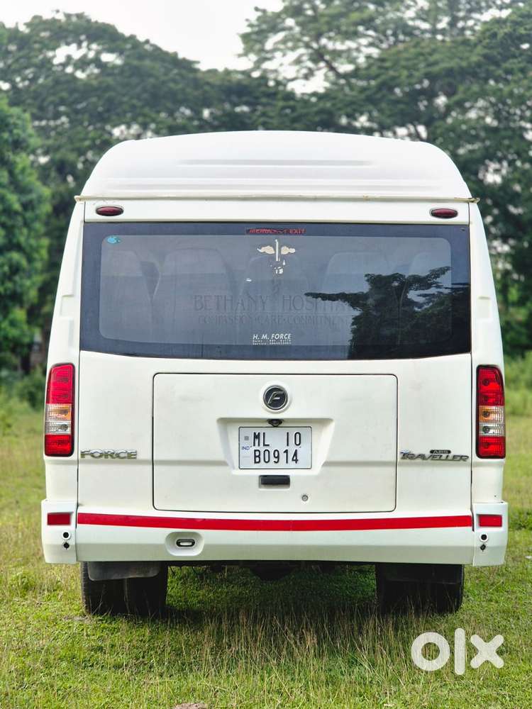 Force Motors Trax Cruiser Classic Bsiii, 2014, Diesel