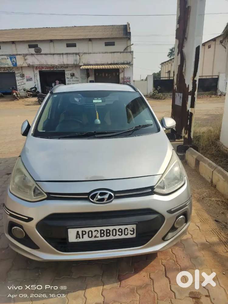 Hyundai Grand I10 2015 Diesel Car