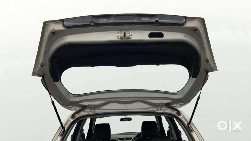 Maruti Suzuki Swift Vxi, 2015, Petrol