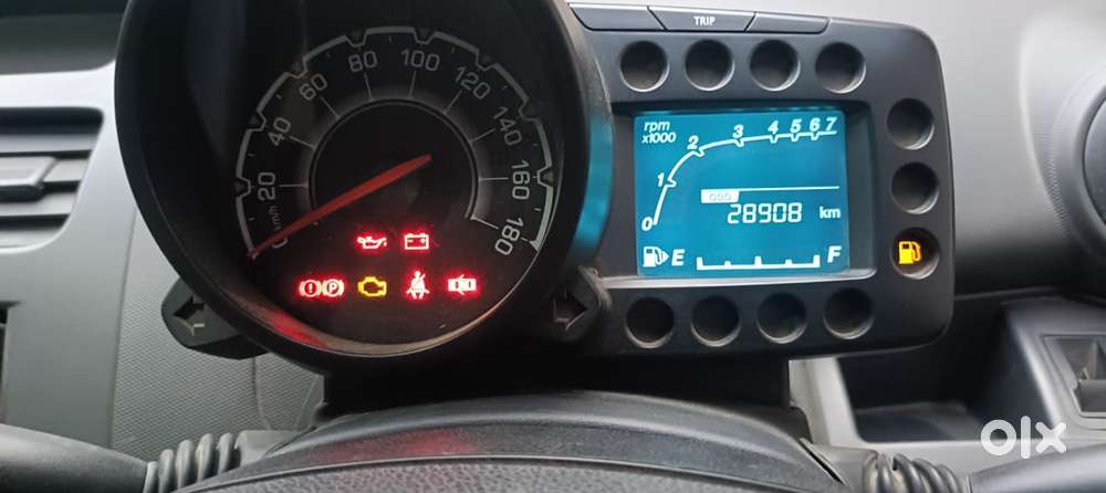 Chevrolet Beat Petrol 2012
