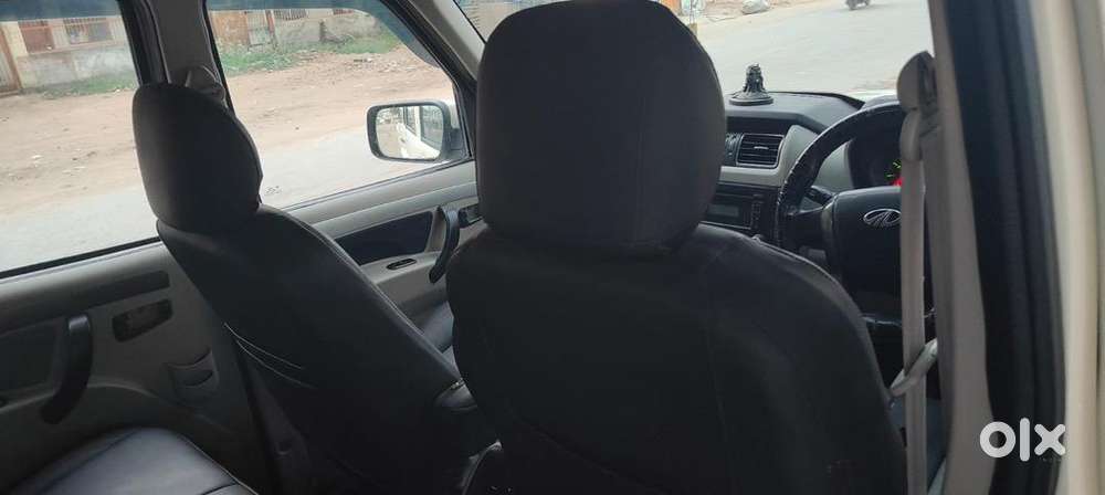 Mahindra Diesel Car 2018