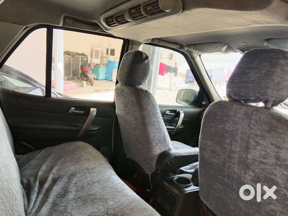 Tata Safari Storme 2018