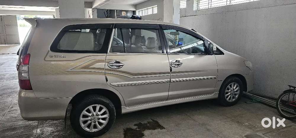 Toyota Innova 2013 Diesel Well Maintained
