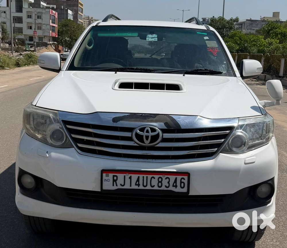 Toyota Fortuner 2013 Diesel 122065 Km Driven
