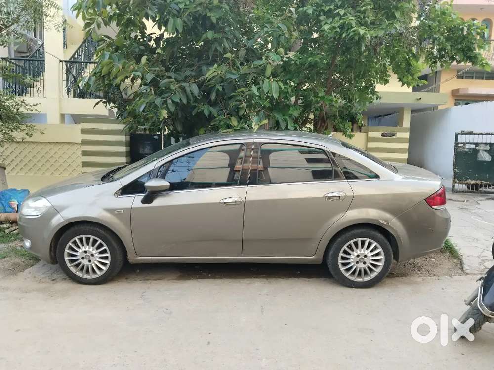 Fiat Linea Emotion 2011