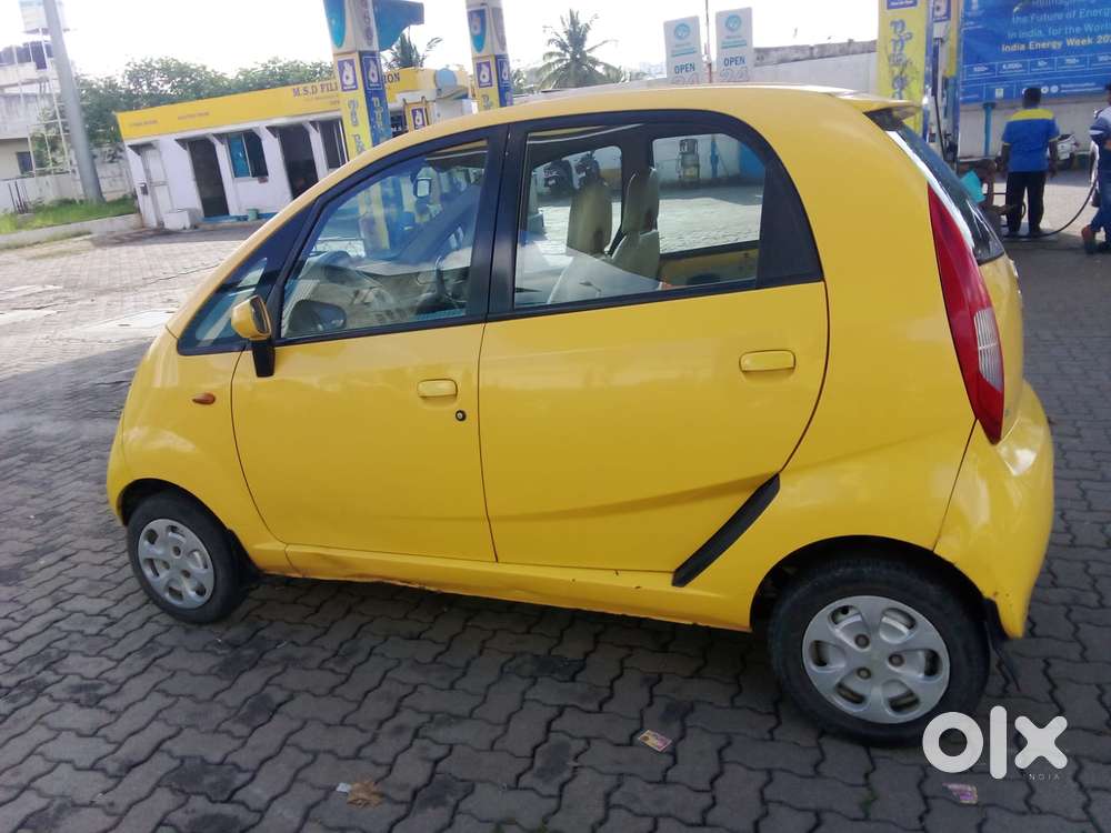 Tata Nexon, 2012, Petrol