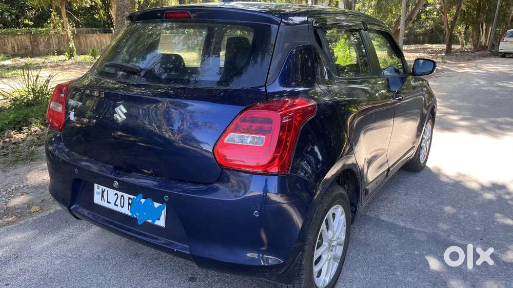 Showroom-condition, Accident-free Maruti Suzuki Swift Zxi