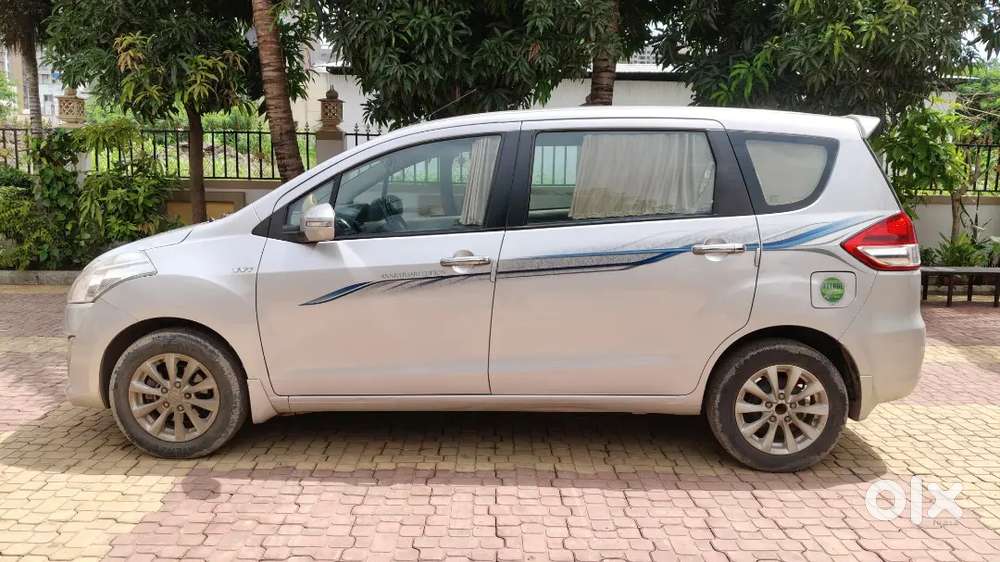 Maruti Suzuki Ertiga Aniversary Edition 2014