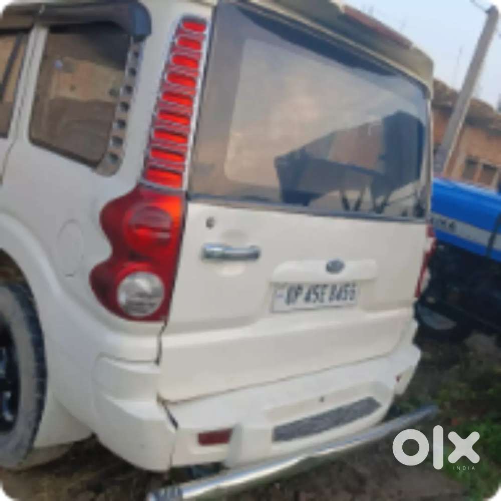 महिंद्रा स्कार्पियो इंजन का काम हो गया है अभी300 किलोमीटर चली है