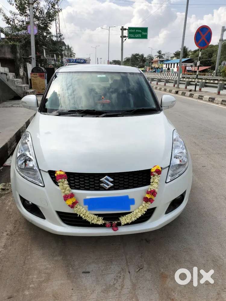 Maruti Suzuki Swift 2011 Diesel 195000 Km Driven