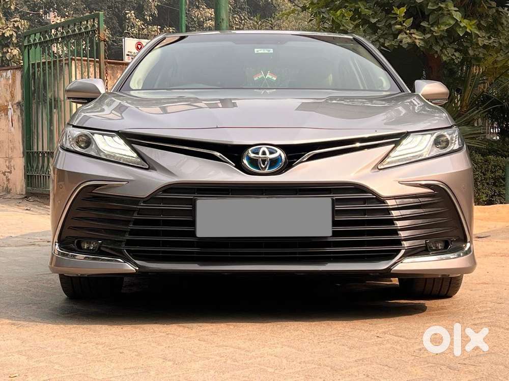 Toyota Camry Hybrid, 2024, Cng & Hybrids
