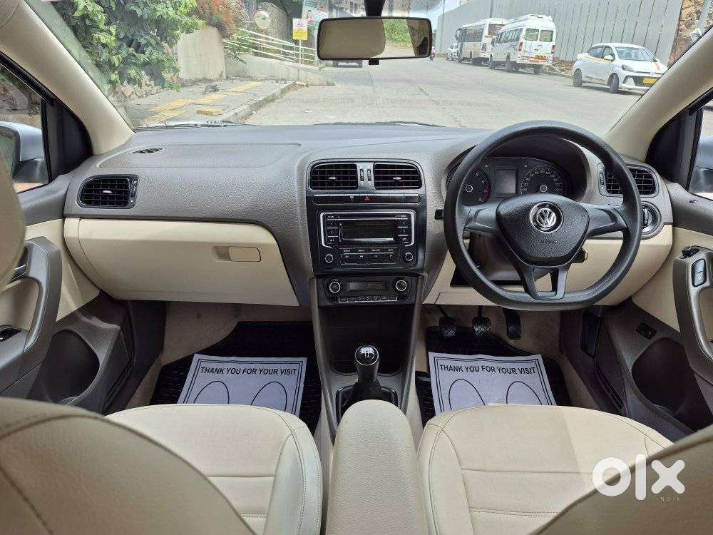 Volkswagen Vento 1.6 Comfortline, 2015, Petrol