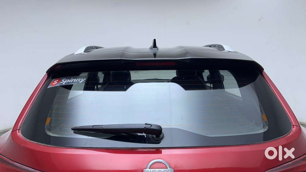 Nissan Magnite 1.0 Xv Premium Dual Tone, 2023, Petrol