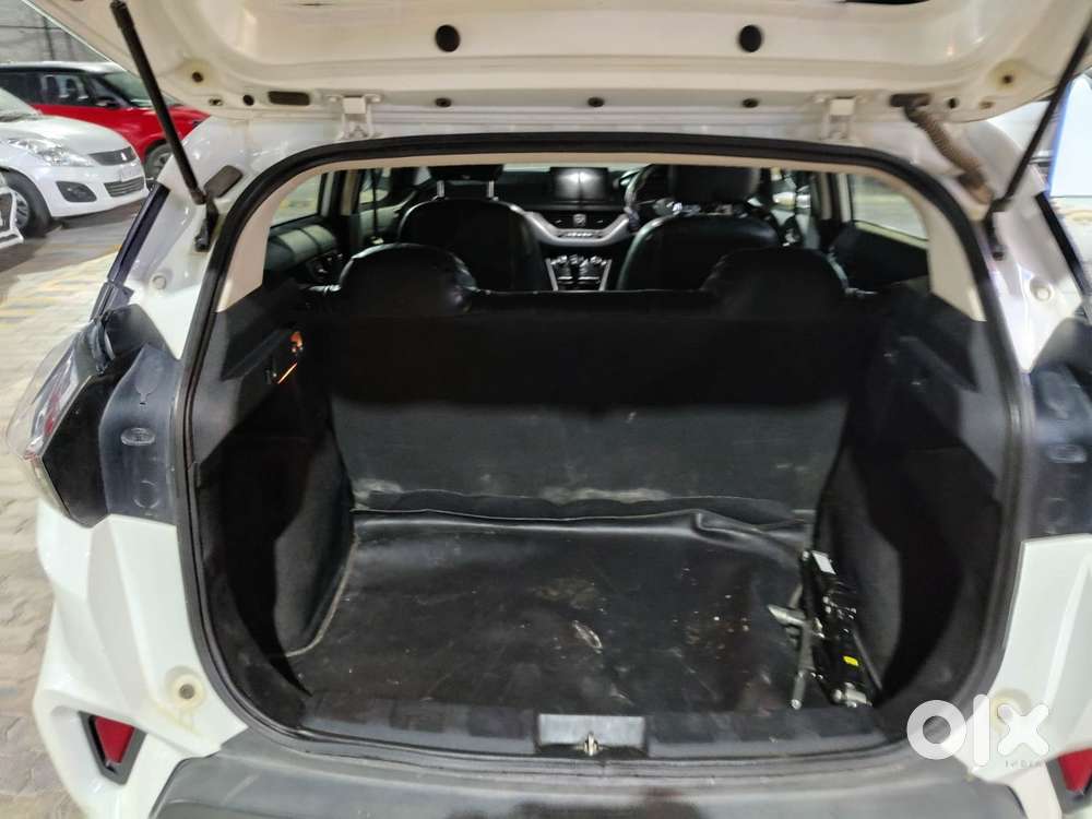 Tata Nexon 1.2 Revotron Xm, 2021, Petrol