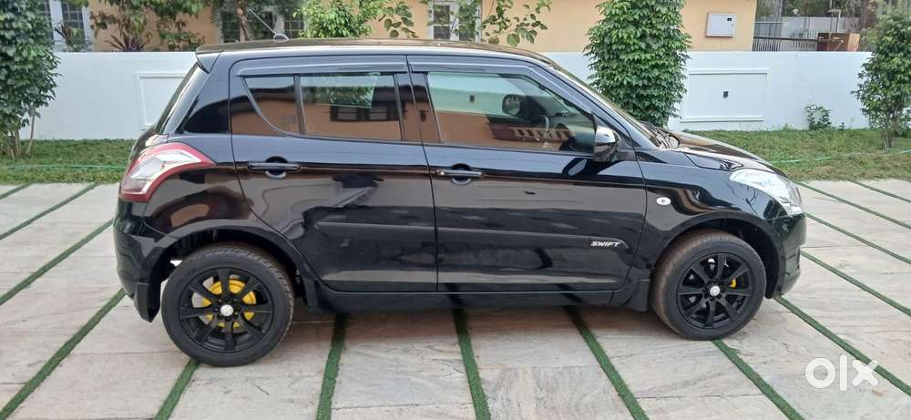 Maruti Suzuki Swift Lxi Option, 2014, Petrol