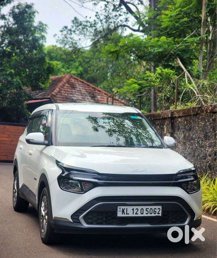 Kia Carens G1.5 6mt Gravity, 2025, Petrol