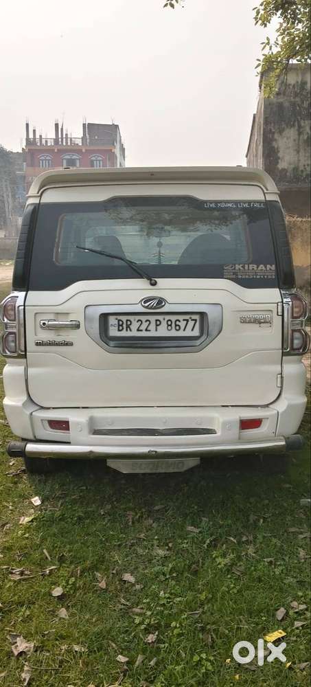 Mahindra Scorpio S10 22 Mhawk White Color With 5 Year Engine Warranty