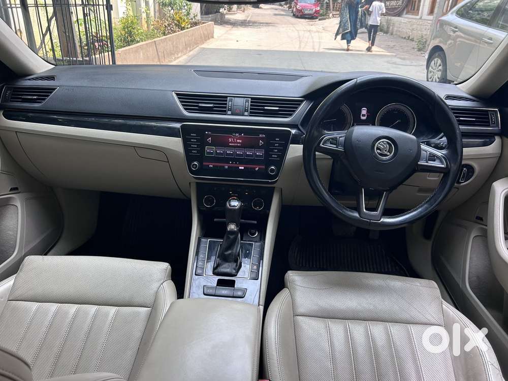 Skoda Superb Lk 1.8 Tsi At, 2017, Petrol