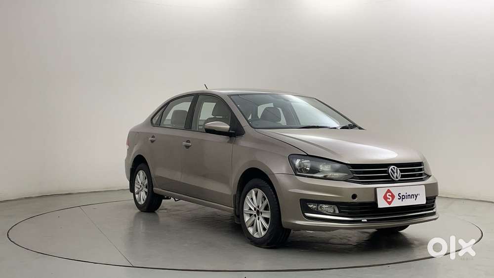 Volkswagen Vento 1.6 Highline, 2016, Petrol