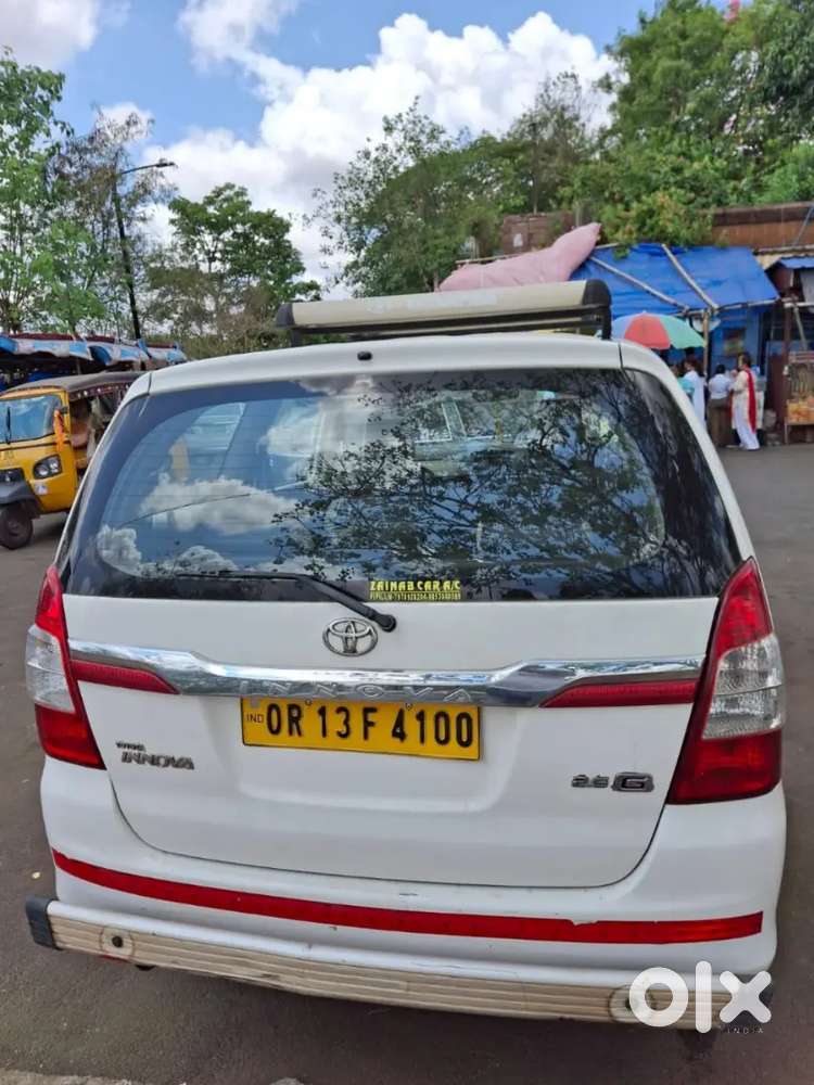 Toyota Innova 2010