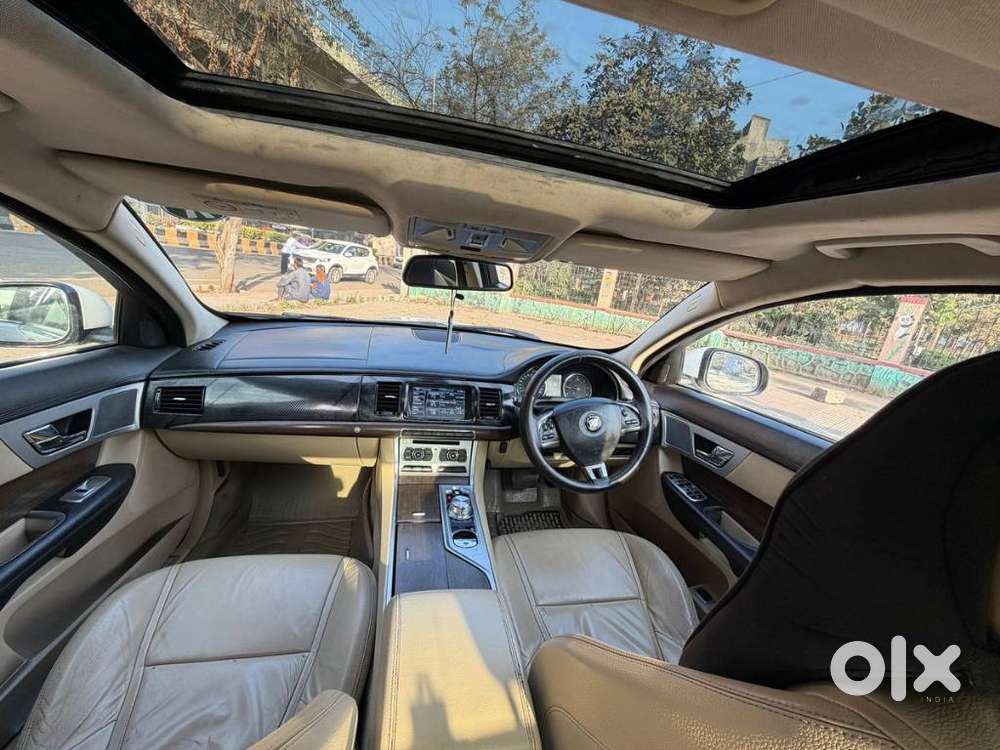 Jaguar Xf 3.0 L Premium Luxury, 2016, Diesel