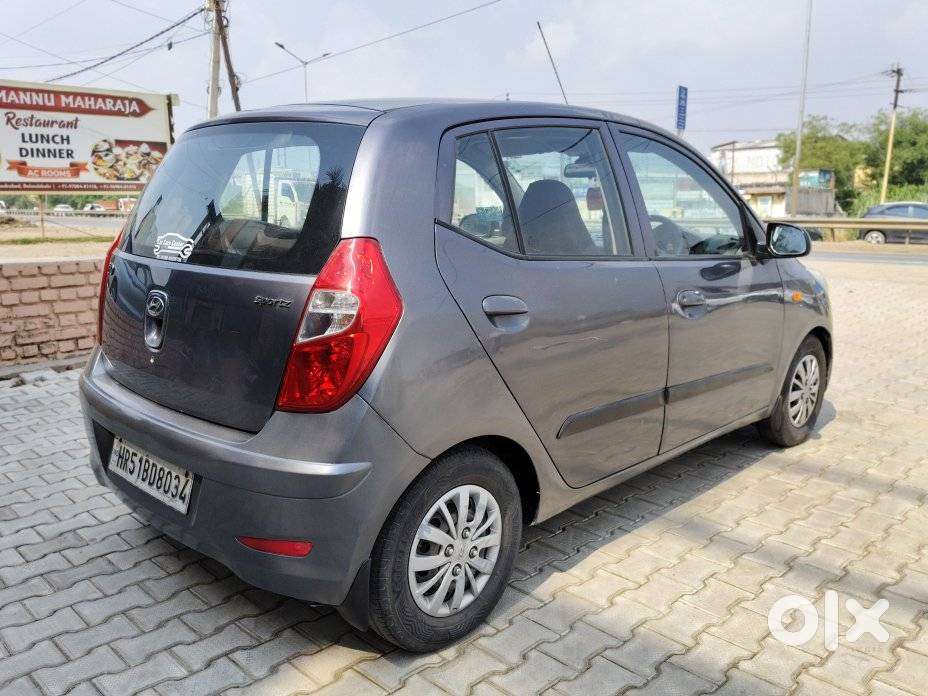 Hyundai I10 Sportz, 2015, Cng & Hybrids