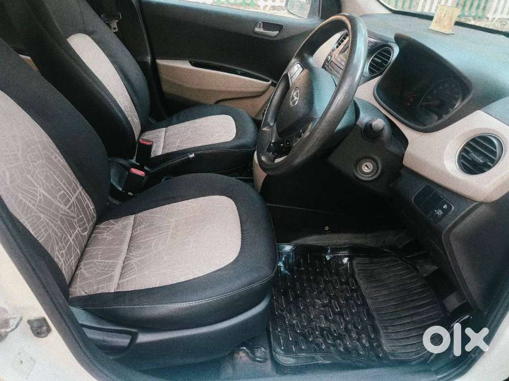 Hyundai Grand I10 2013-2016 Sportz, 2015, Petrol