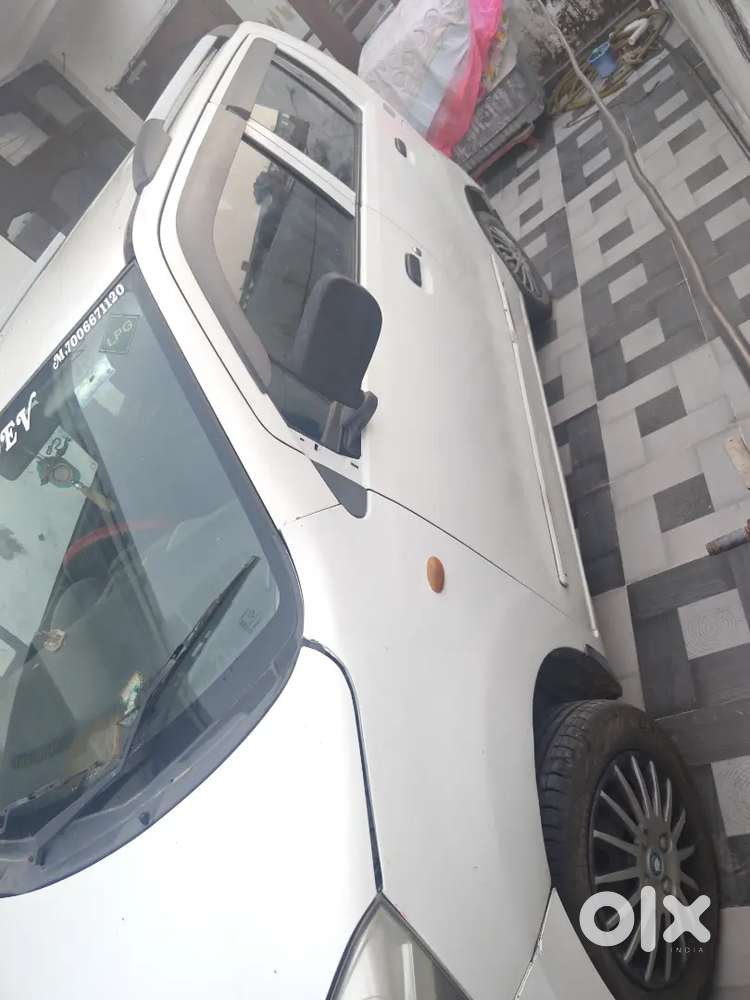 Maruti Suzuki Wagon R Lxi 2013