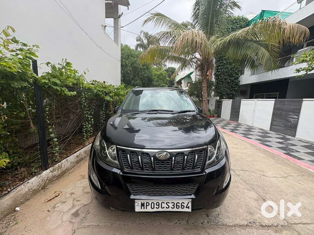 Mahindra Xuv500 Full Black With Mods Worth 1,00,000