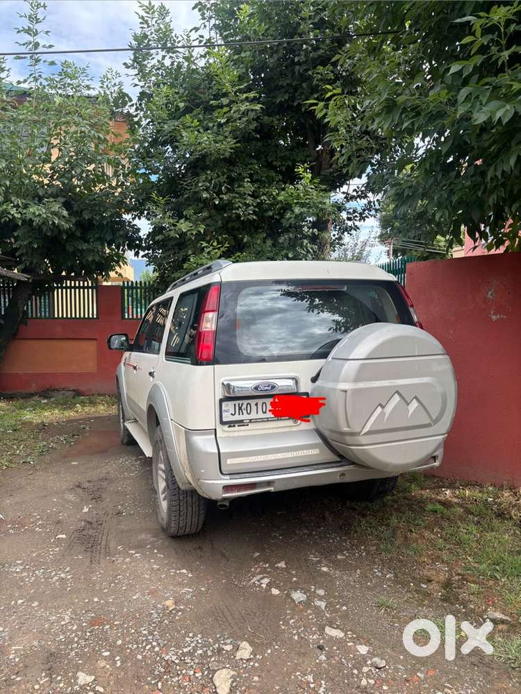 Ford Endeavour 4x4 3.0 At - Well Maintained