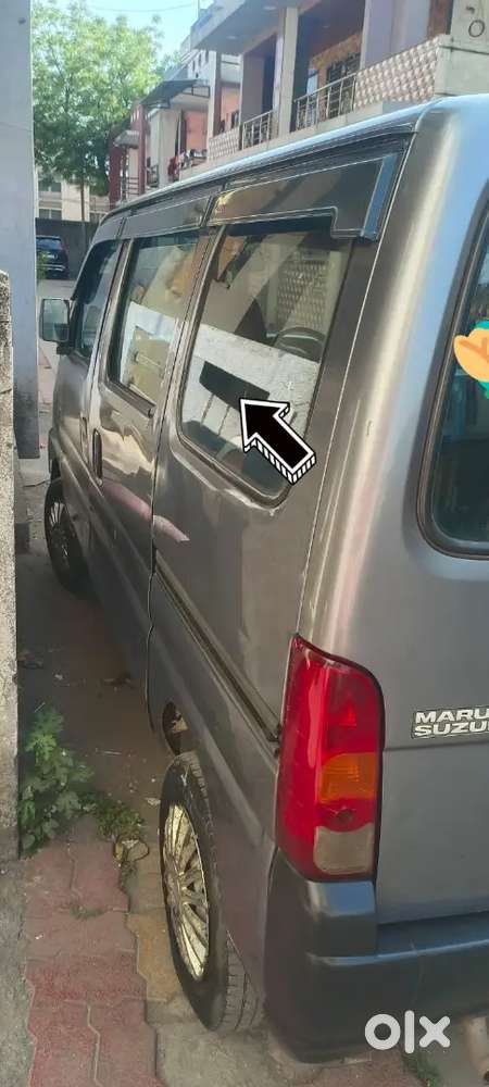 Eeco 5 Seater Ac With Cng October-2014 Metalic Grey