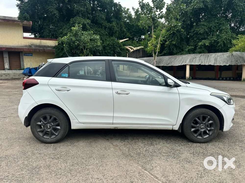 Hyundai Elite I20 [ ] 1.4 Sportz Crdi, 2019, Diesel