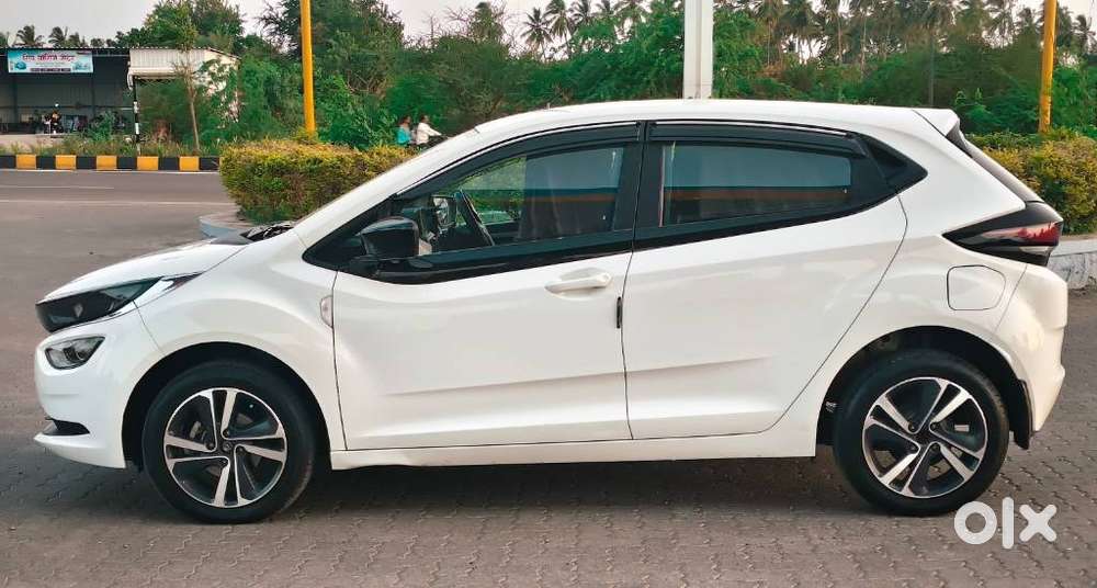 Tata Altroz 1.2 Xm Plus, 2023, Cng & Hybrids