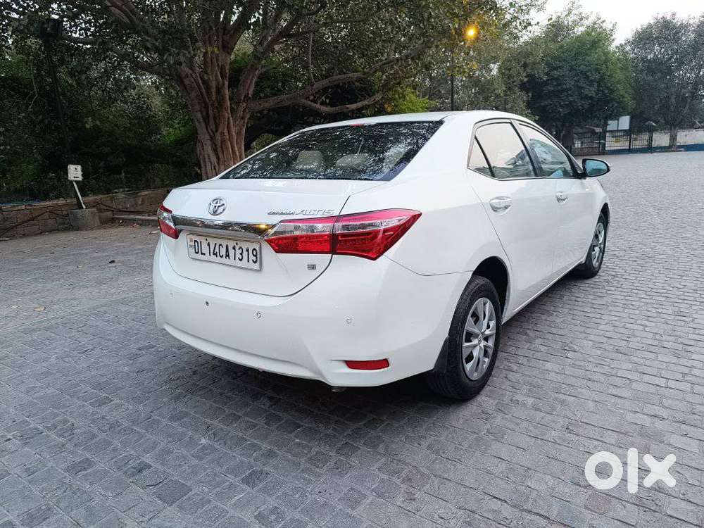 Toyota Corolla Altis J, 2015, Petrol