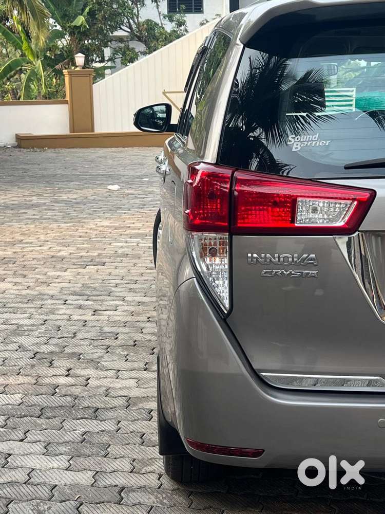 Toyota Innova Crysta 2.8z Automatic, 2017, Diesel