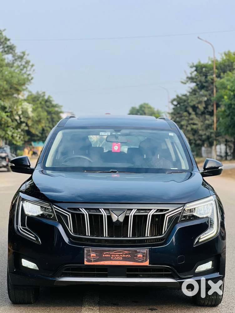 Mahindra Xuv700 2.2 Ax 5 Diesel At 7 Str, 2023, Diesel