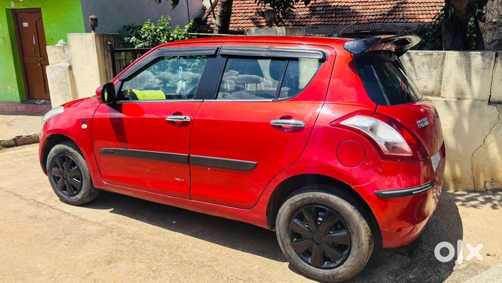 Maruti Suzuki Swift 2012