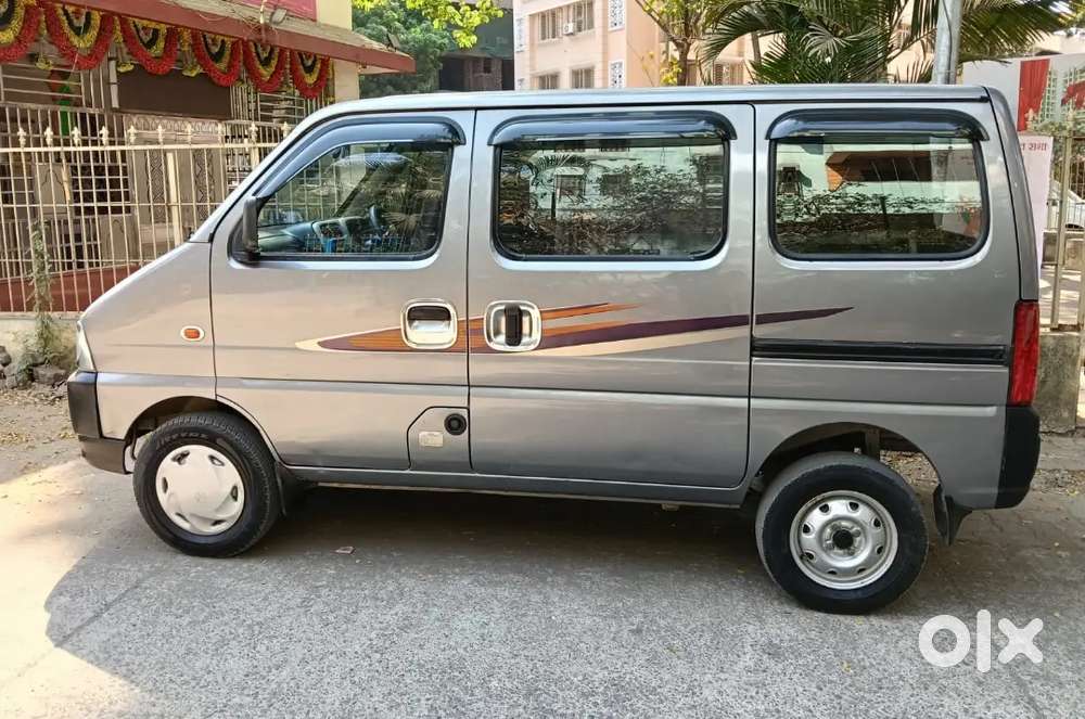 Maruti Suzuki Eeco 2022 Cng & Hybrids 30000 Km Driven