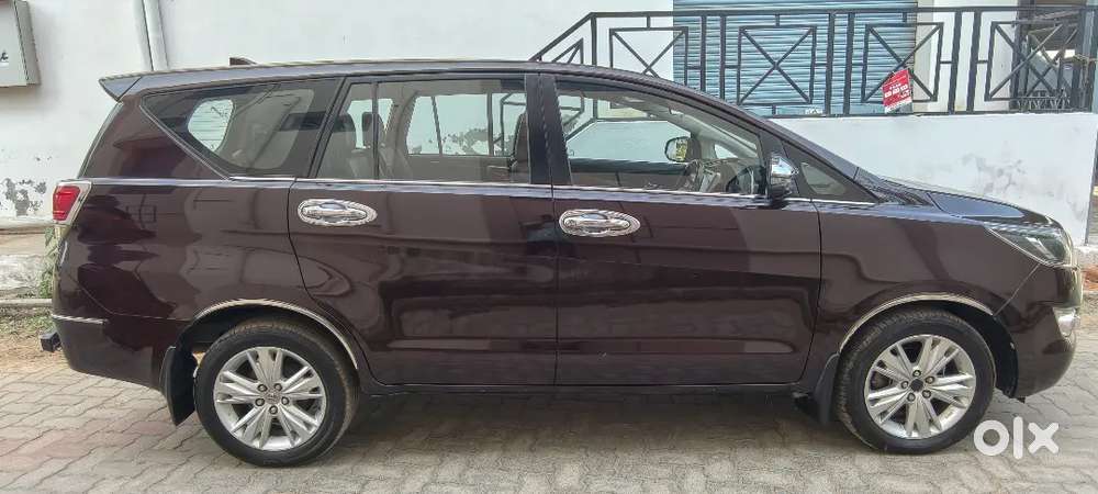 Toyota Innova Crysta 2018 Diesel 135000 Km Driven