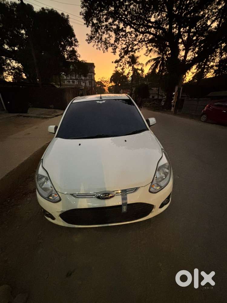 Ford Figo Petrol 2014