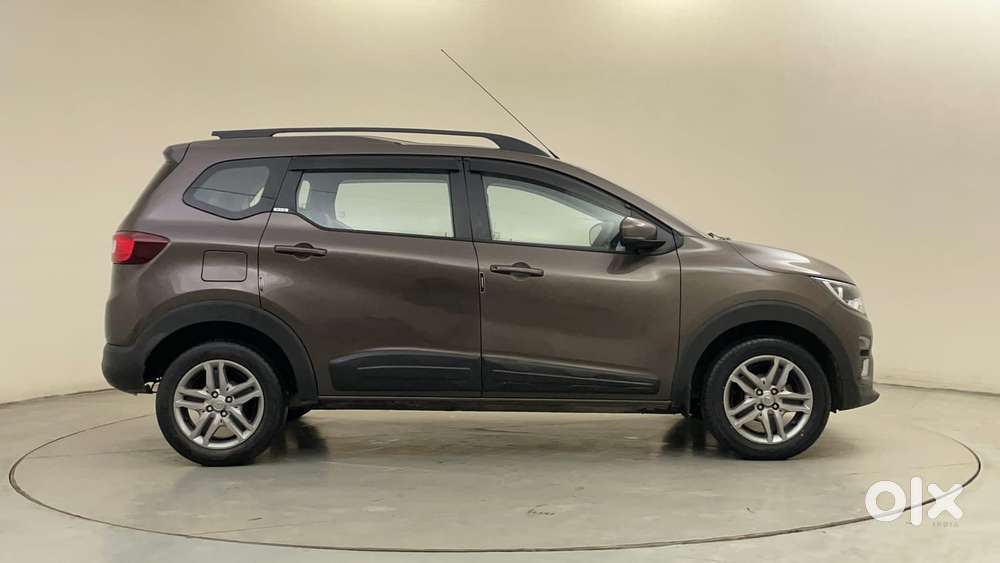 Renault Triber Rxz Easy-r Amt, 2021, Petrol