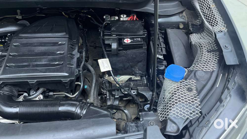 Volkswagen Taigun Topline 1.0 Tsi At (electric Seats), 2023, Petrol
