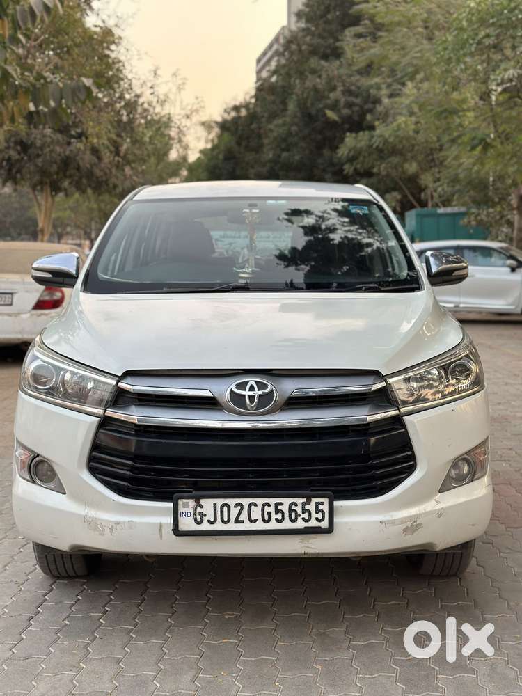 Toyota Innova Crysta 2.8 Zx At, 2016, Diesel