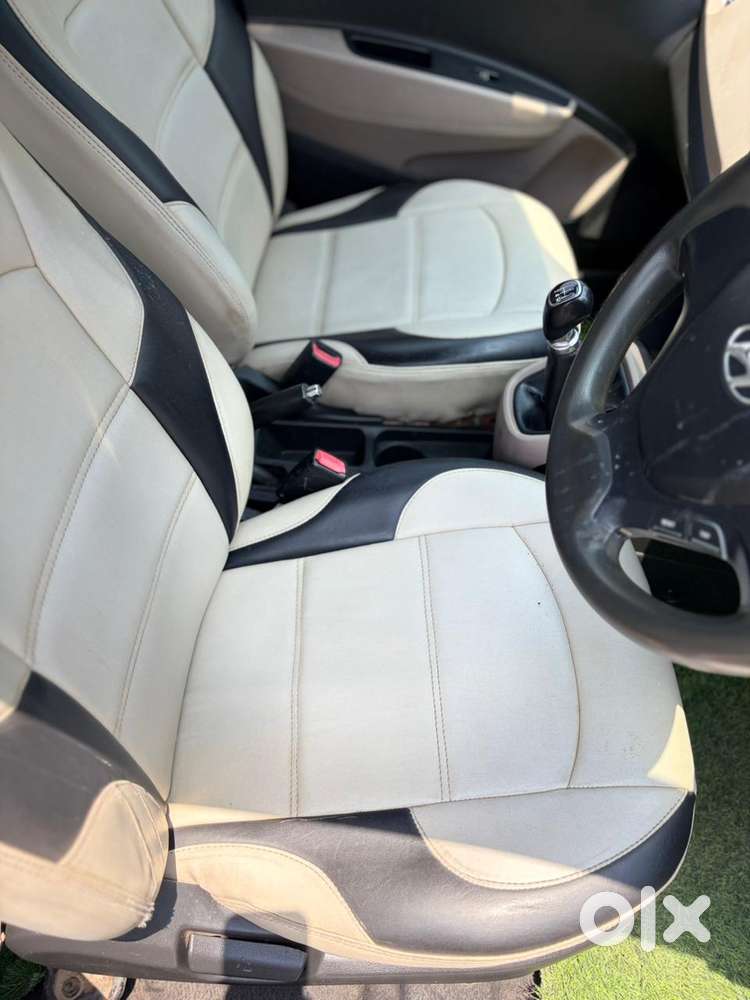 Hyundai Grand I10 Sportz, 2014, Petrol